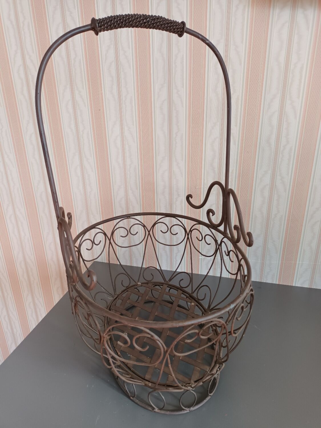 Iron basket