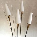 Lampadaire roseaux vintage métal noir et laiton quatre opalines blanches