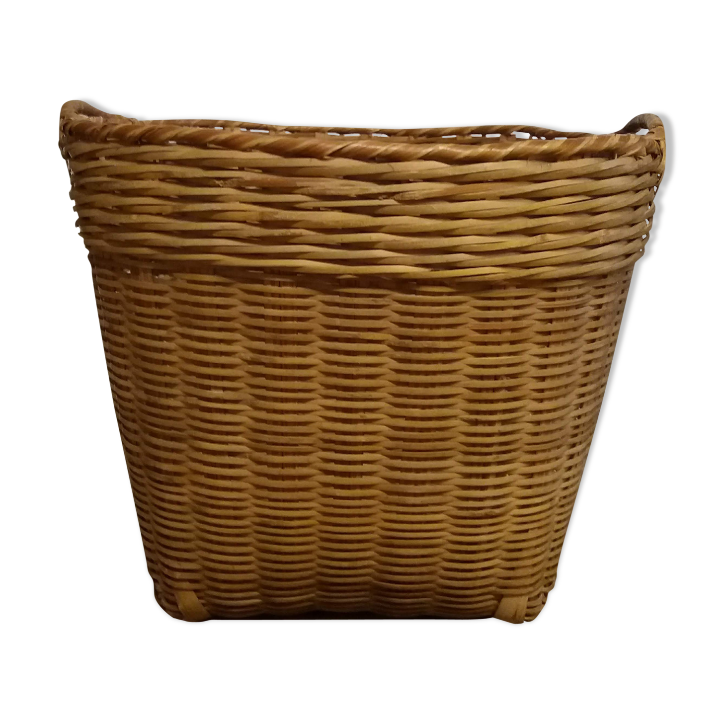 Wicker basket