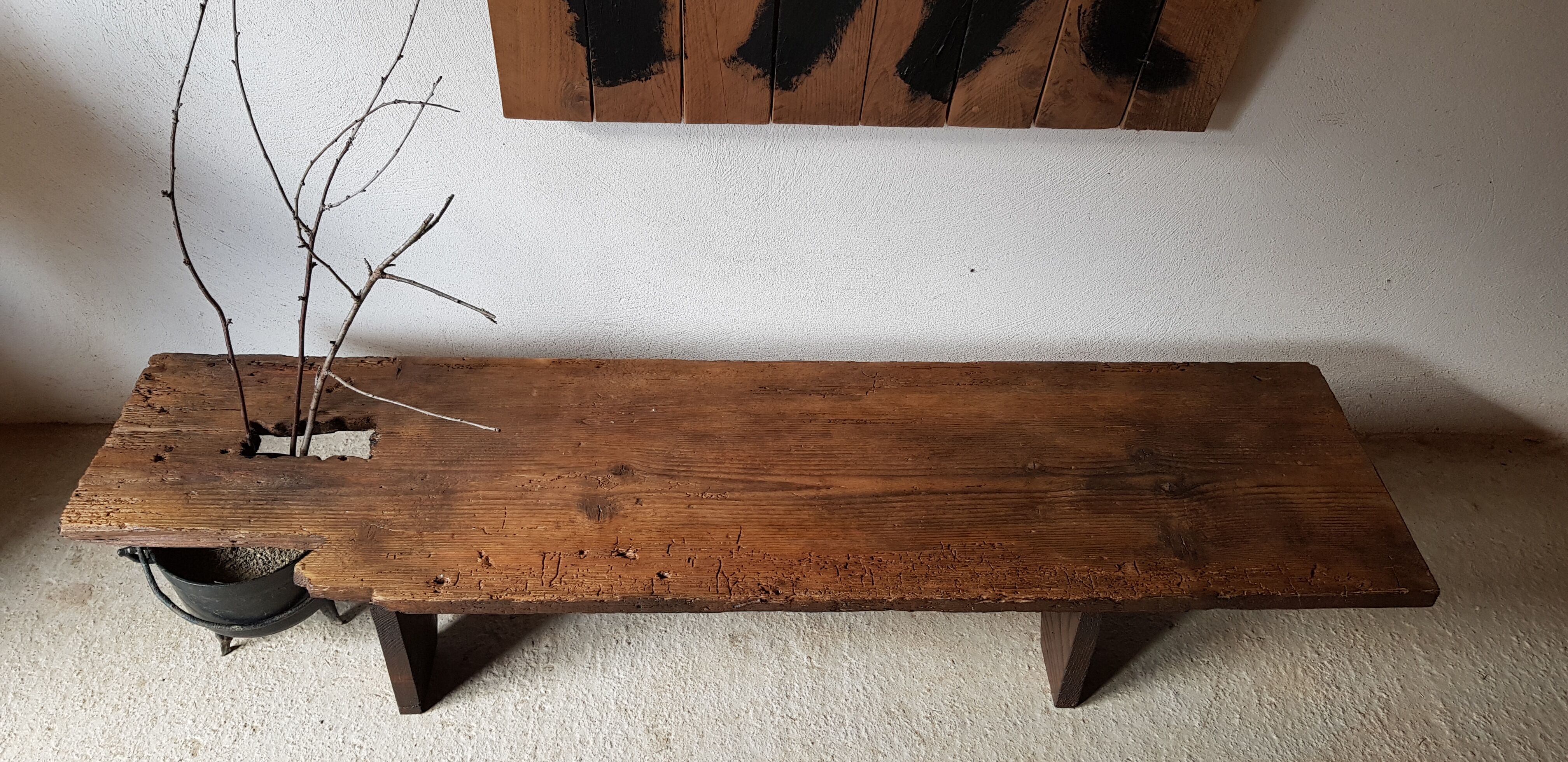 Coffee table wabi sabi