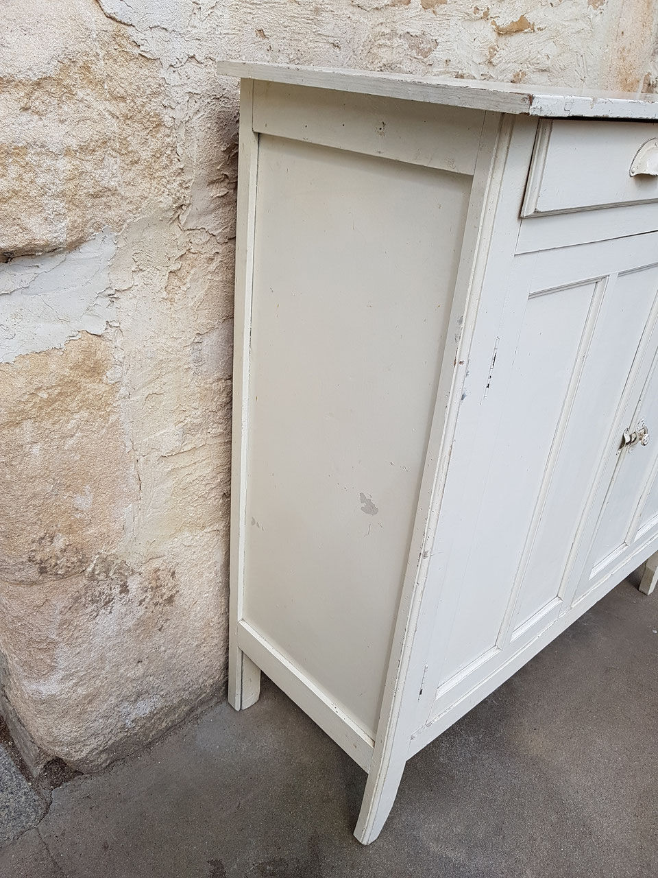 old white Parisian buffet