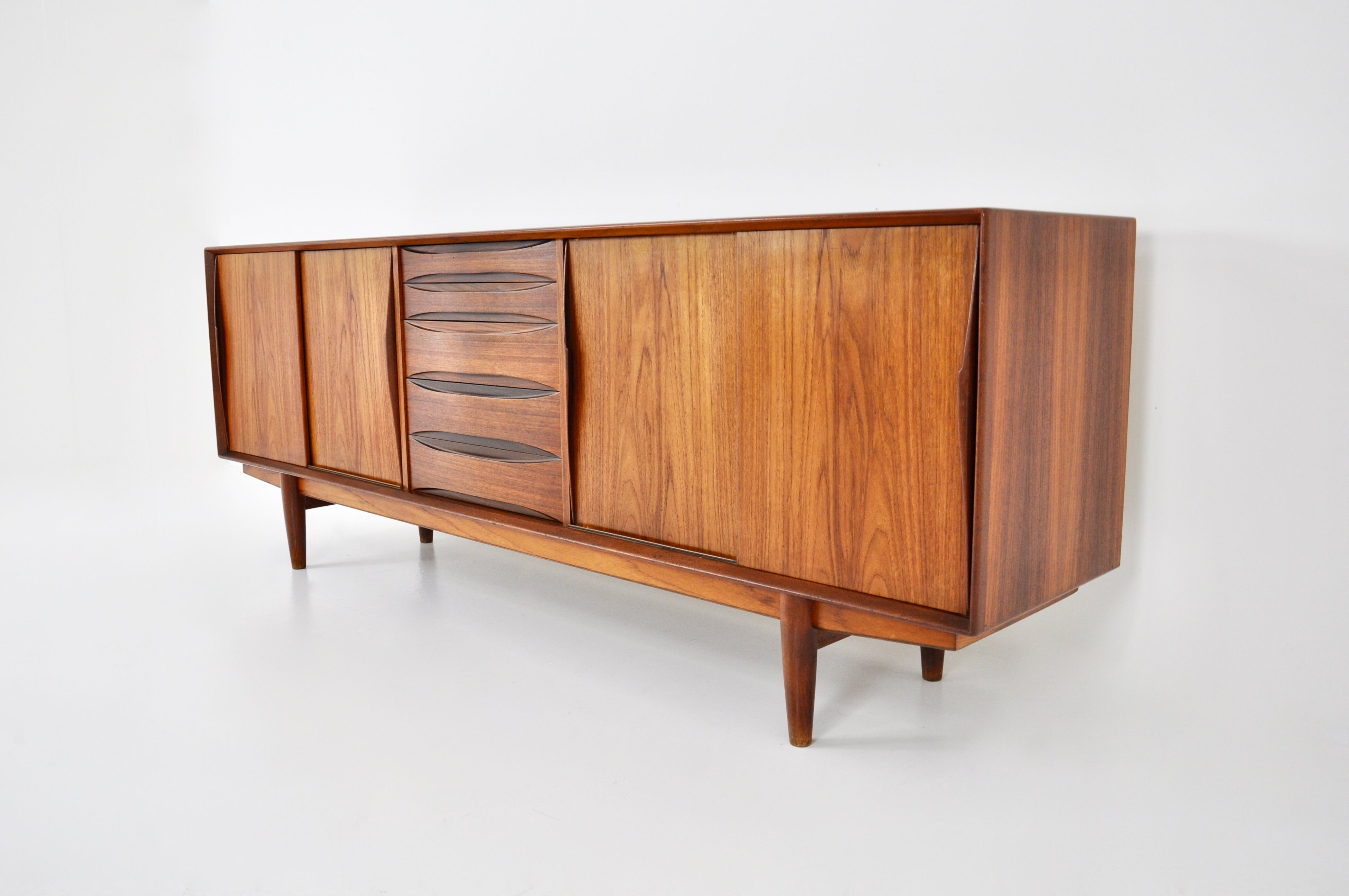 Danish Enfilade de Dyrlund, 1960s