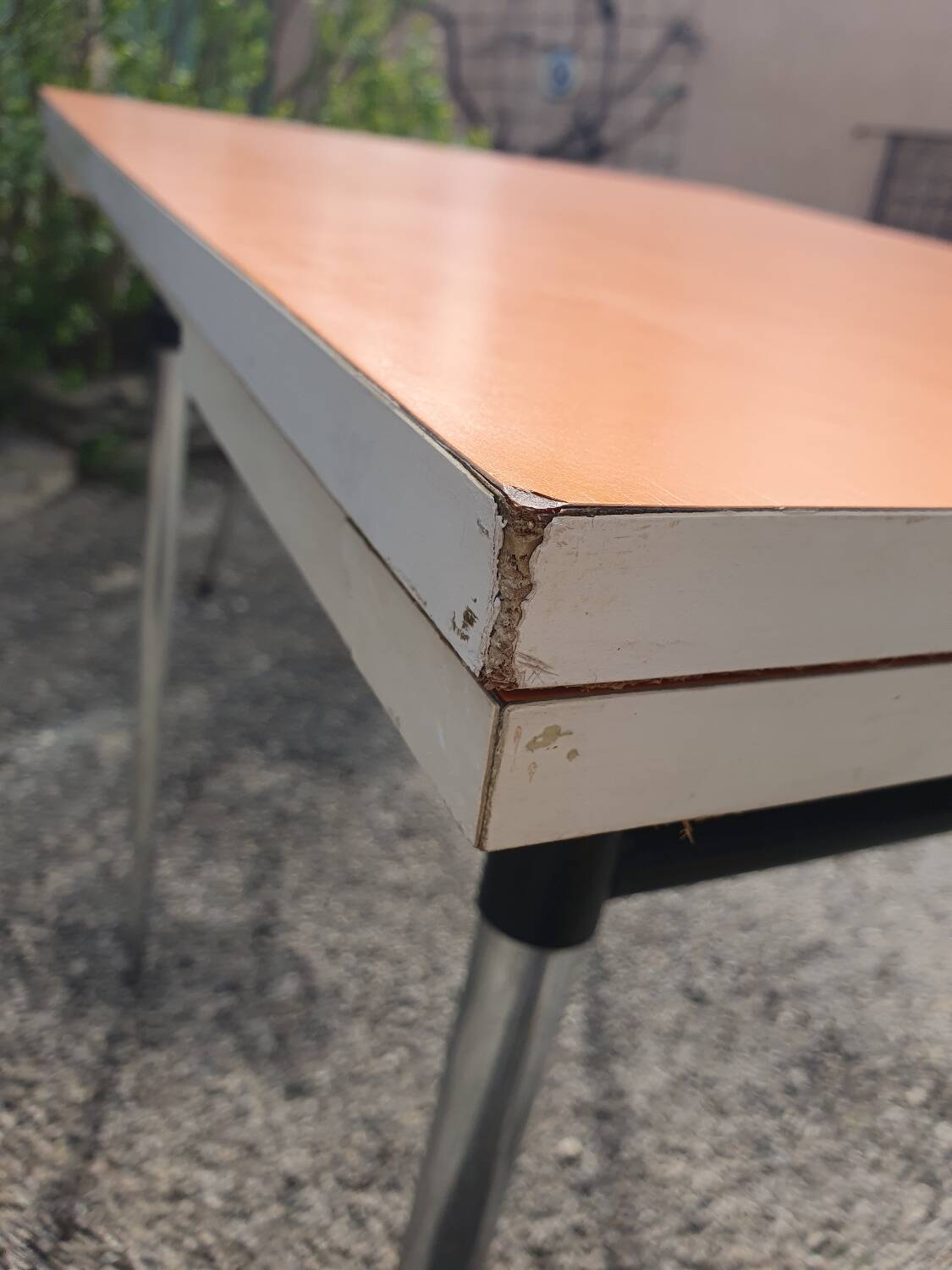 Formica table and chairs