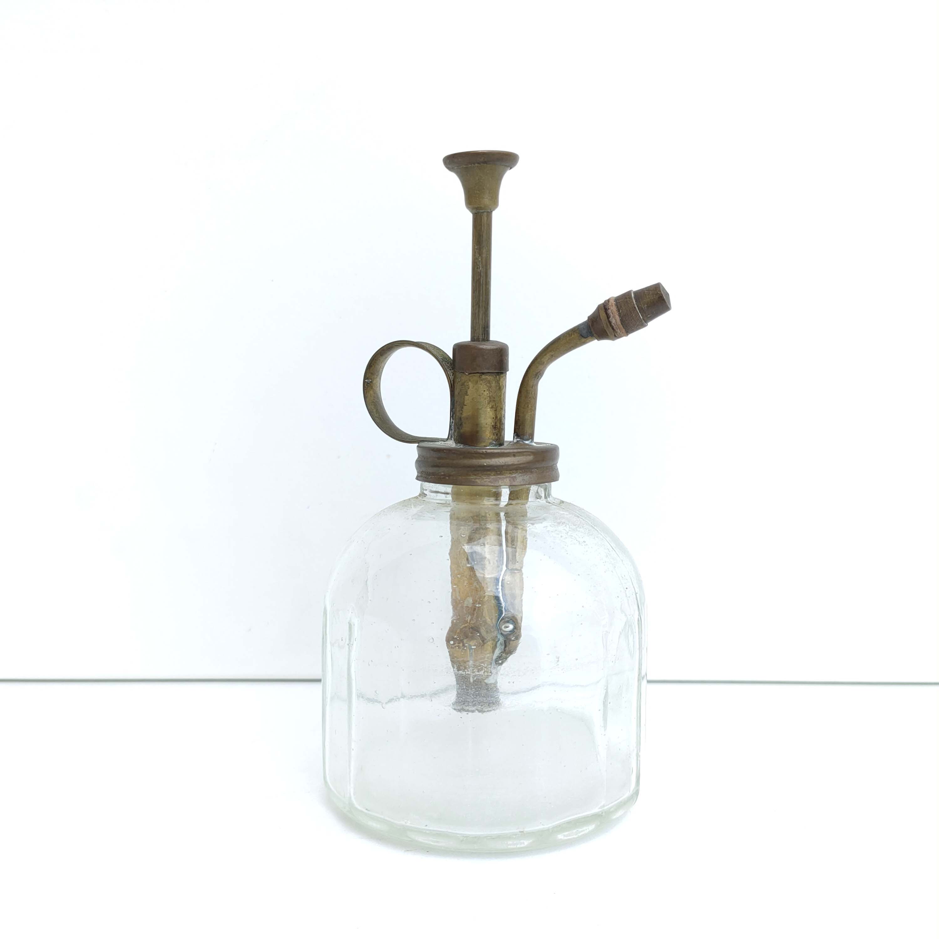 Copper and glass spray