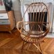 Fauteuil en rotin type oeuf