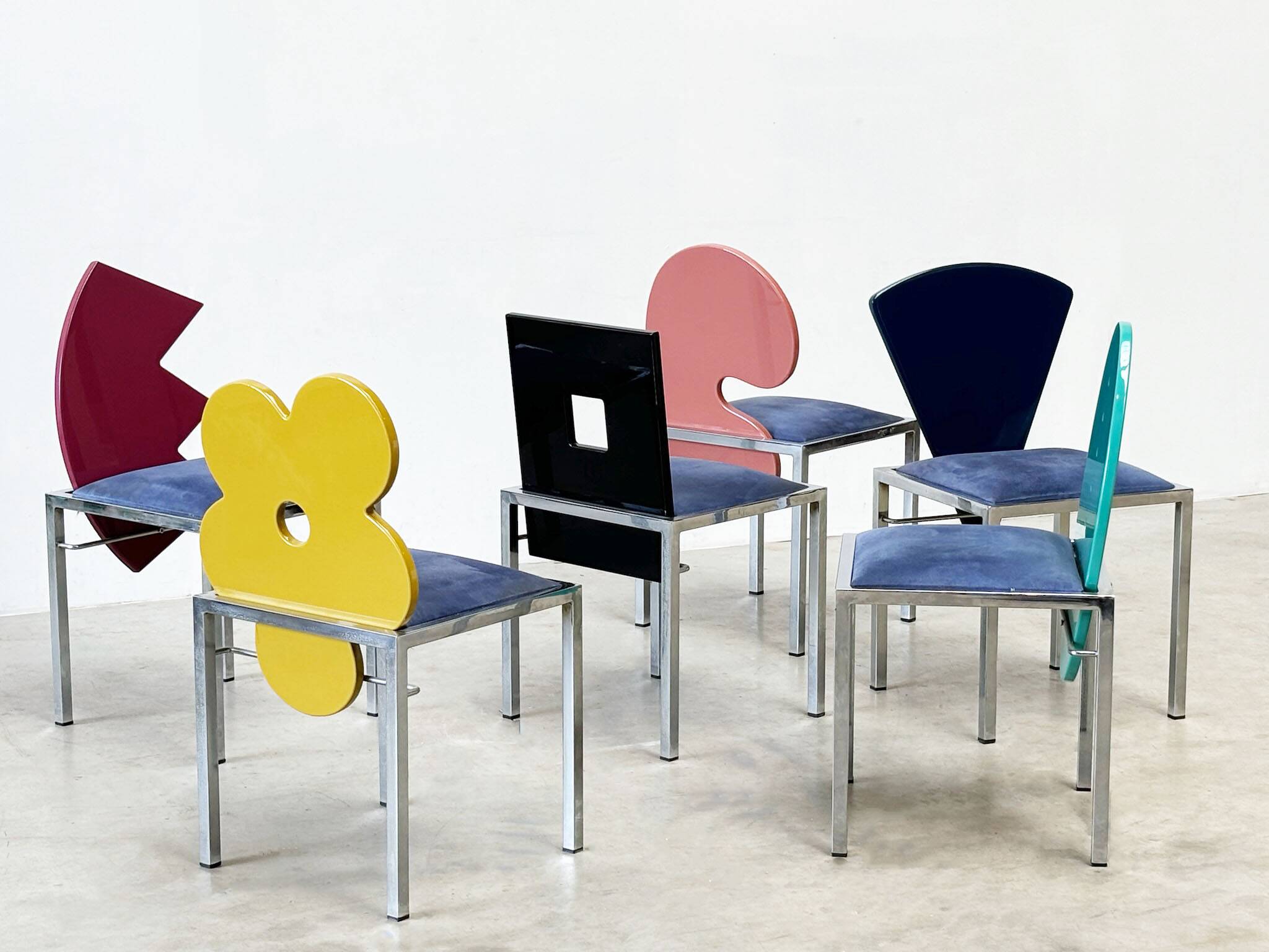 Set of 6 postmodern dining chairs by Salvati e Tresoldi for Omaggi / Saporiti