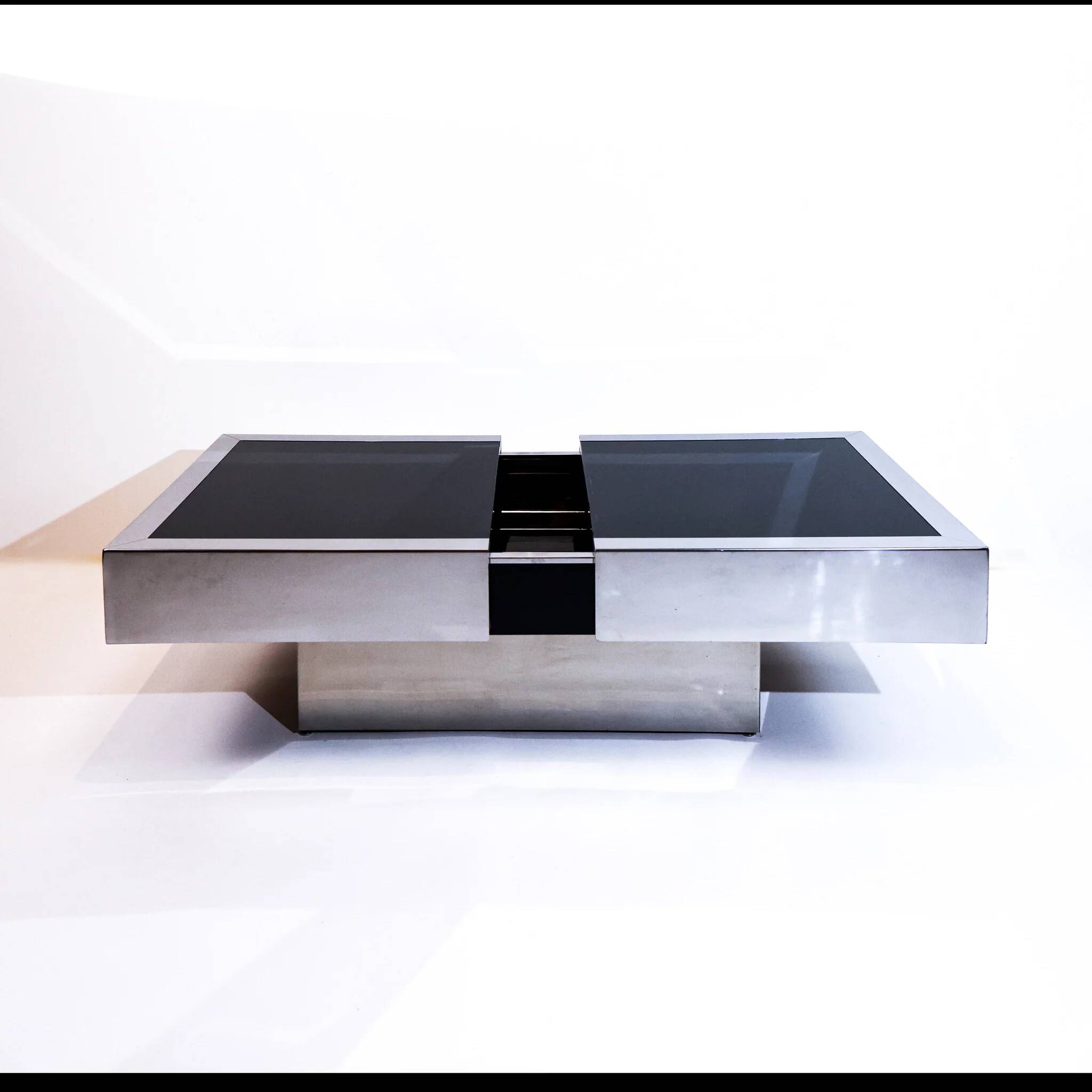 Vintage bar coffee table attributed to Willy Rizzo for Cidue, 1970s.