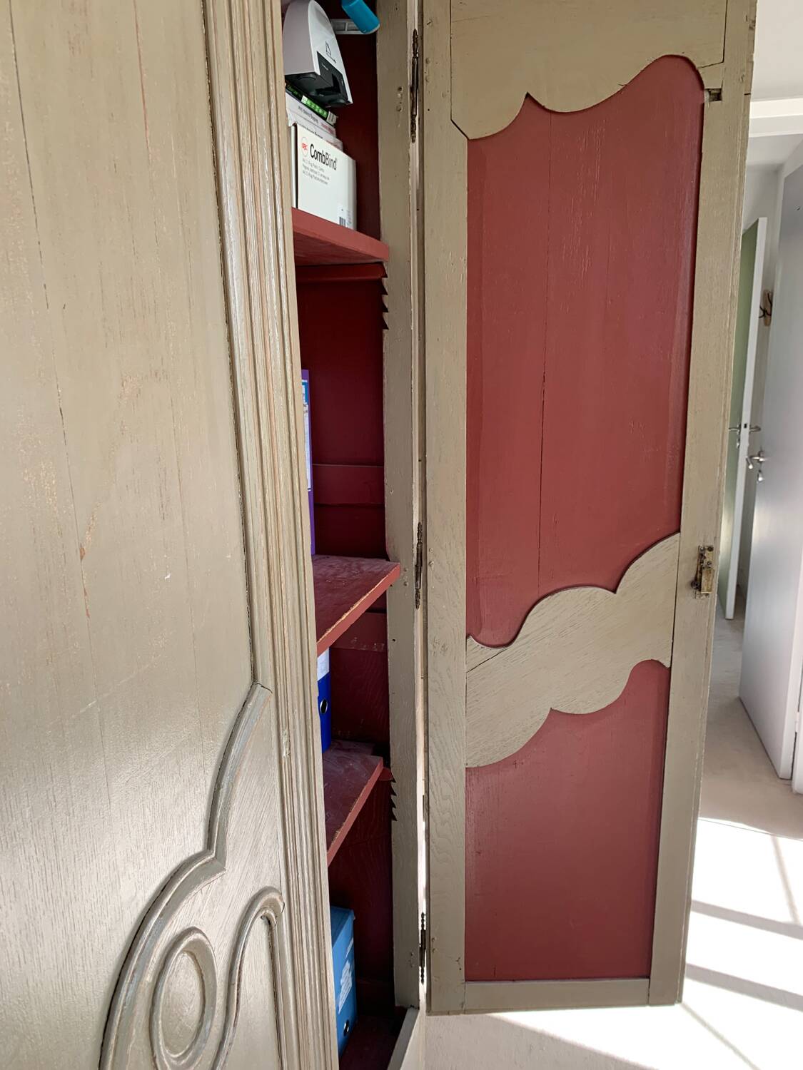 Armoire provençale