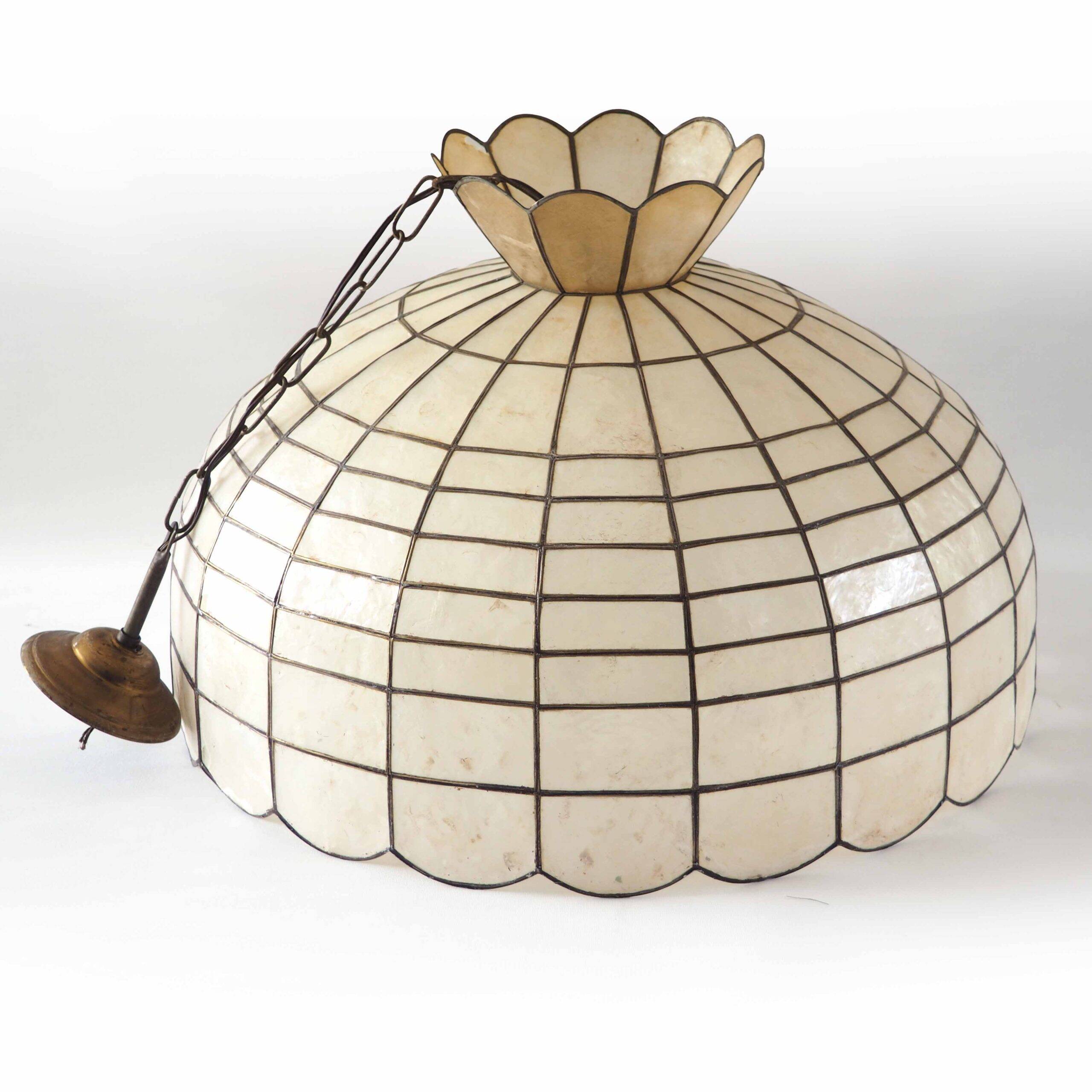 Giant mother-of-pearl mica pendant light