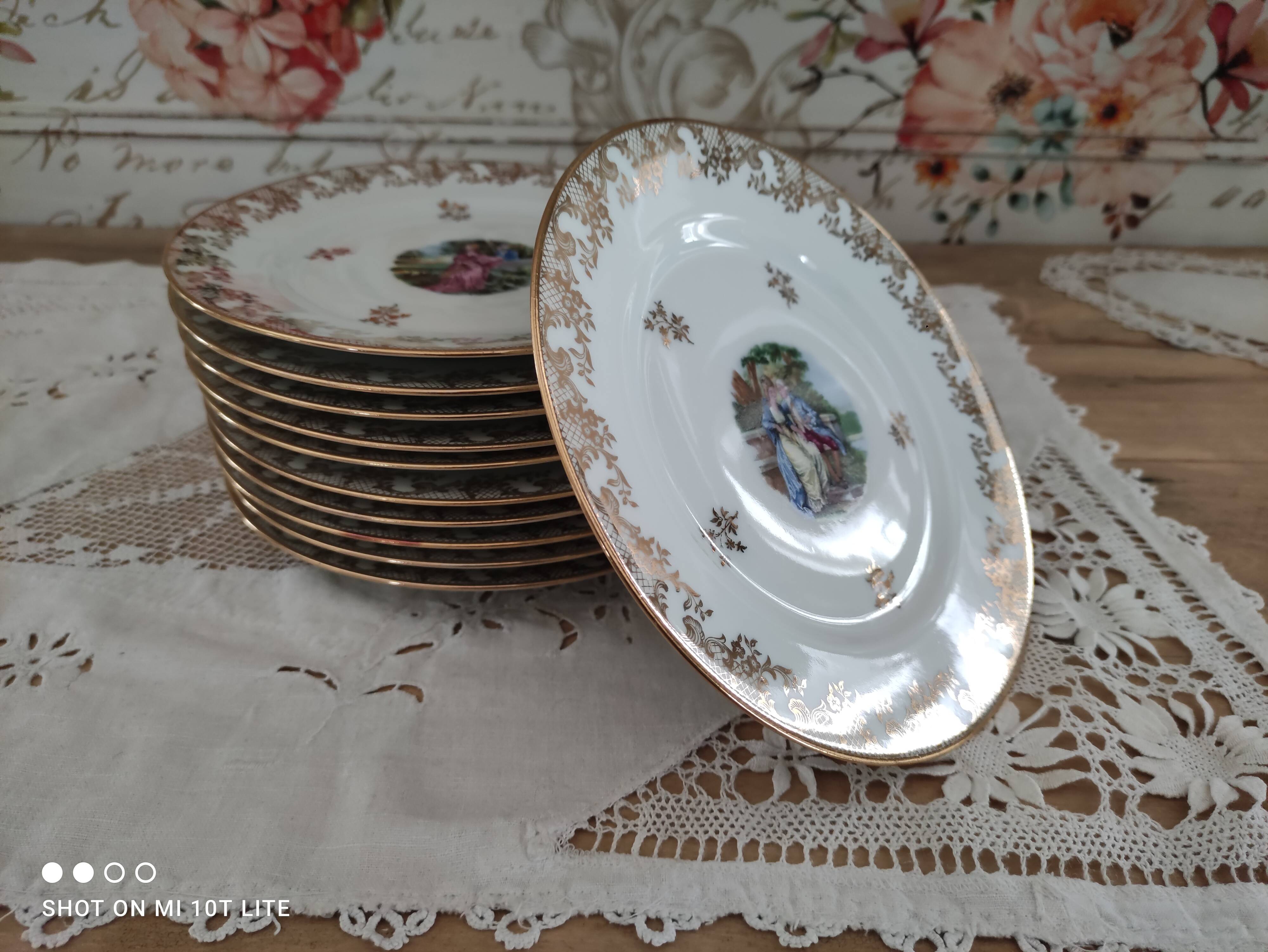 Lot de 11 assiettes à écusson BALDWIN 6994-030 laiton massif neuves