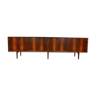 Danish Henry Rosengren Hansen 2.90m sideboard in Rio rosewood 1950
