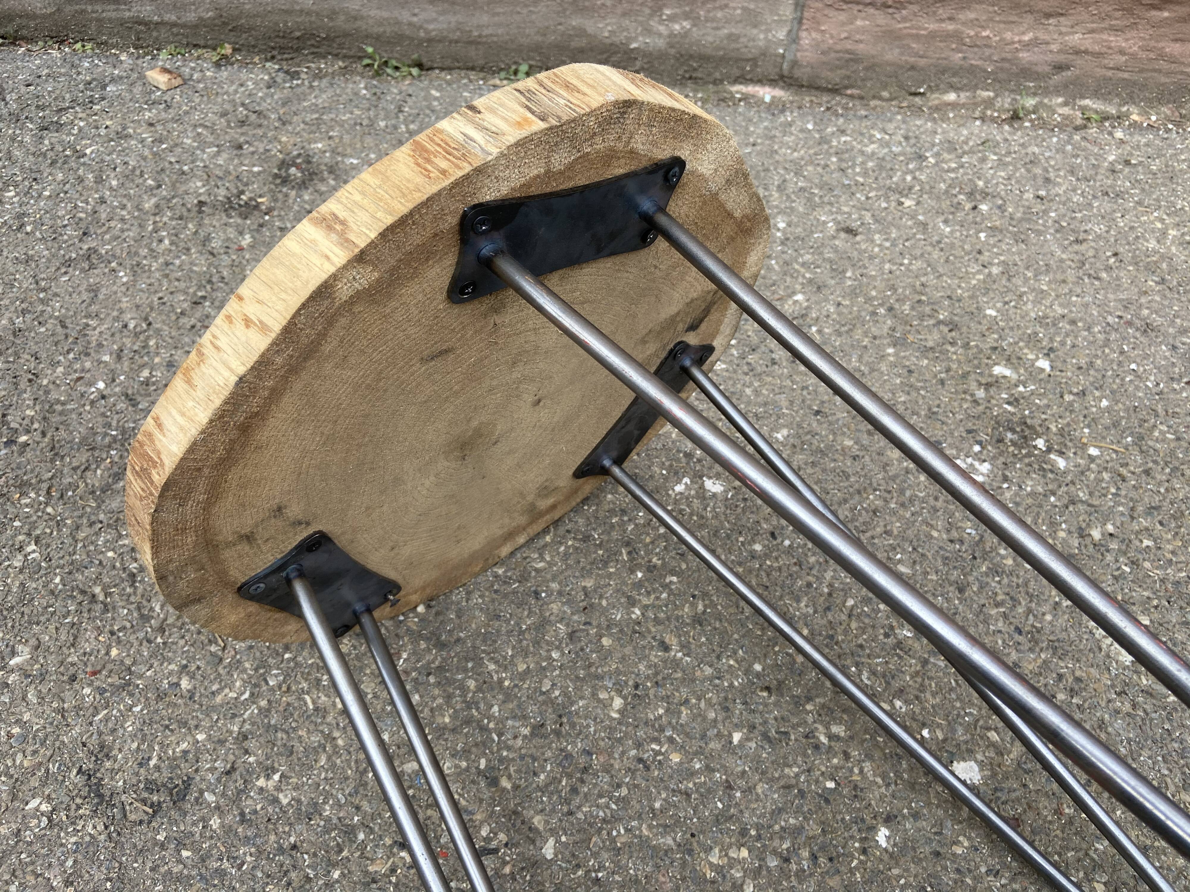 Industrial haerpin pinhead tabouret