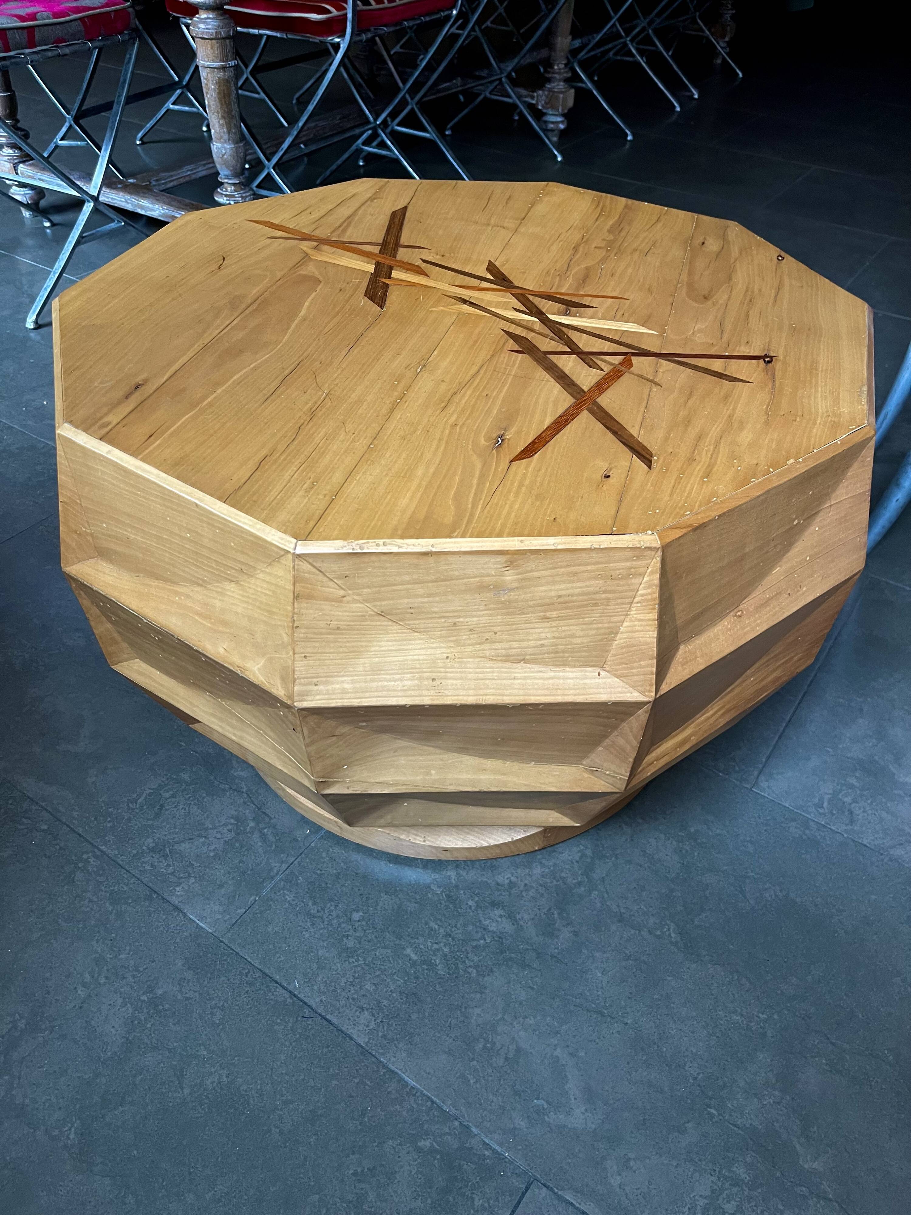 Unique model coffee table Vincent Gonzalez