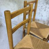 Lot de quatre chaises vintage