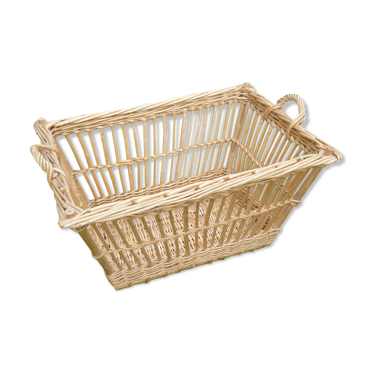 Rectangular basket in old rattan