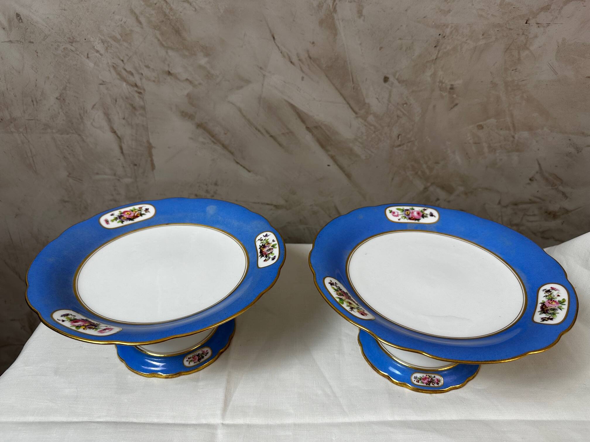 Porcelain service from Paris