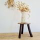 Petite tabouret tripode - porte plantes tripode en bois