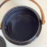 Black enamel kettle