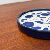 German ceramic saucer from the Stockholm series of the 1960s by Melitta, mid-century style.