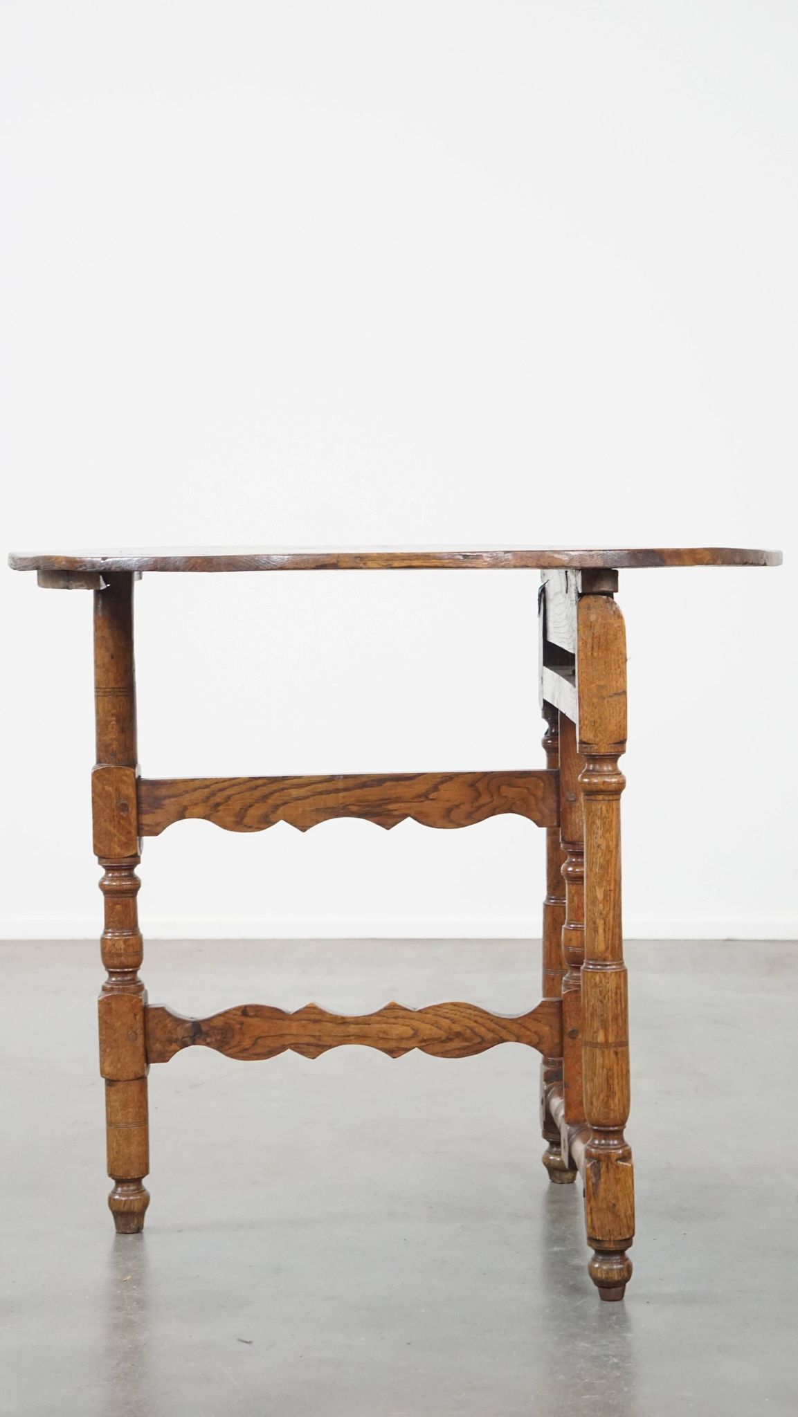 Round, folding antique 18th-century French wine/country table
