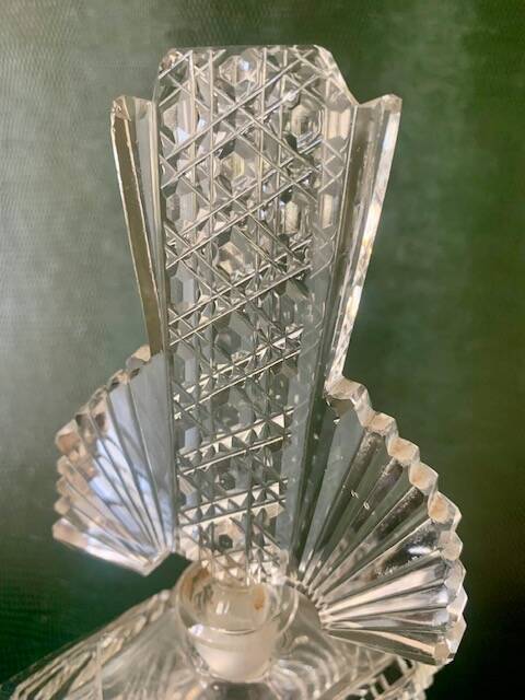 Art Deco perfume bottle in bohemian crystal engraved 1930