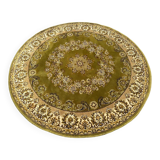 Round oriental rug