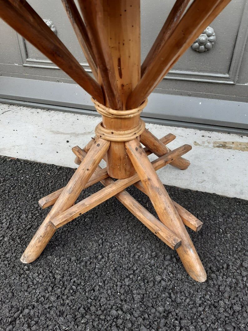 Vintage 70s rattan coffee table in rattan
