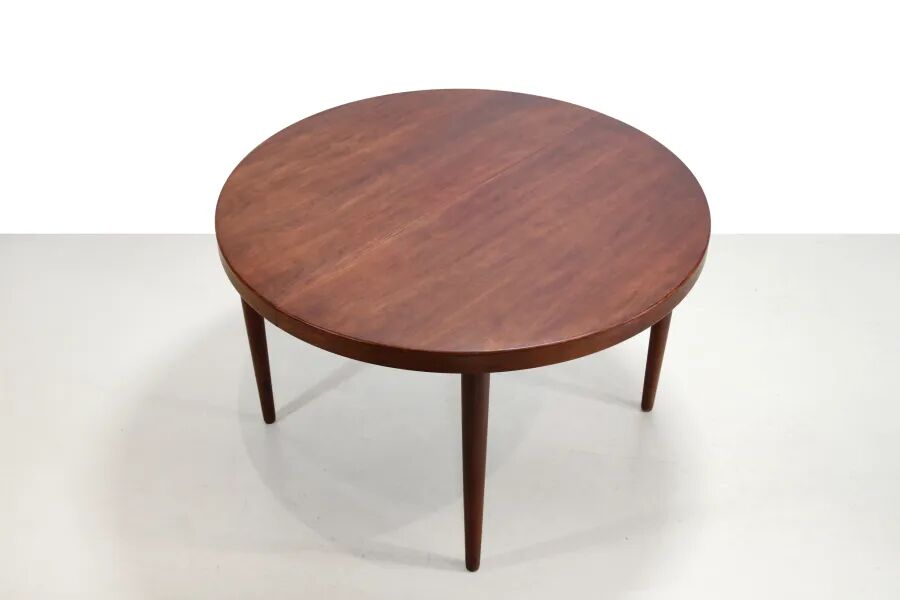 Round Rosewood dining table by Kai Kristiansen, 1960s