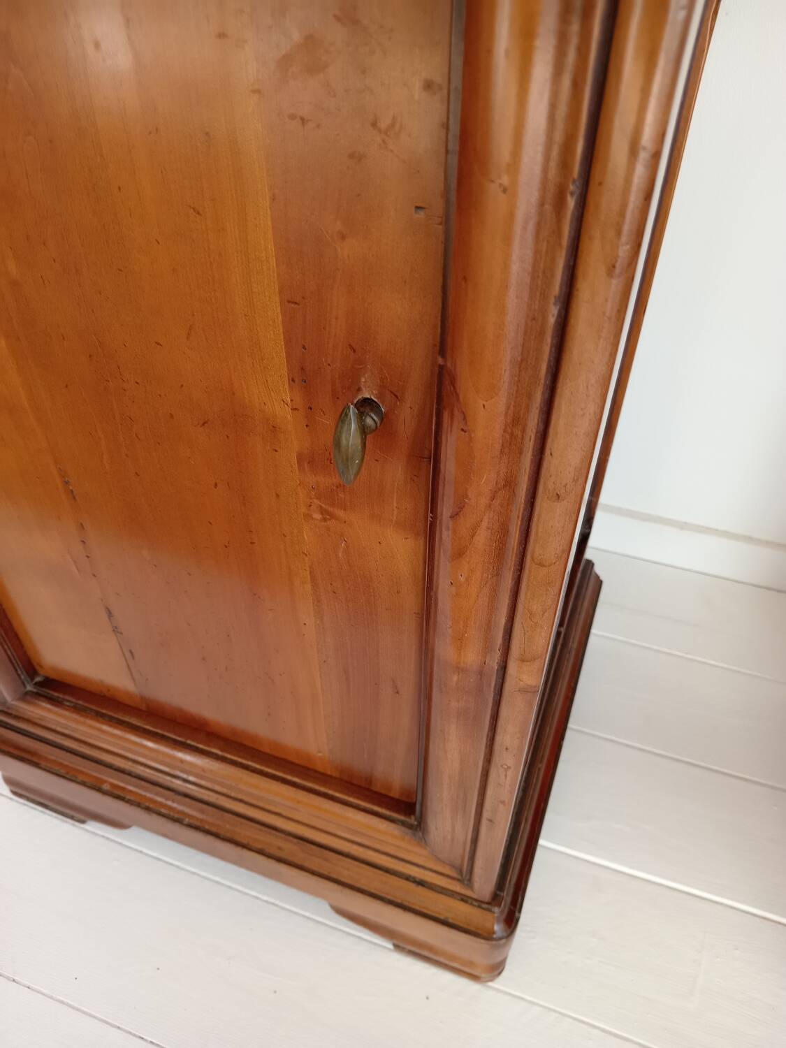 Pair of bedside tables