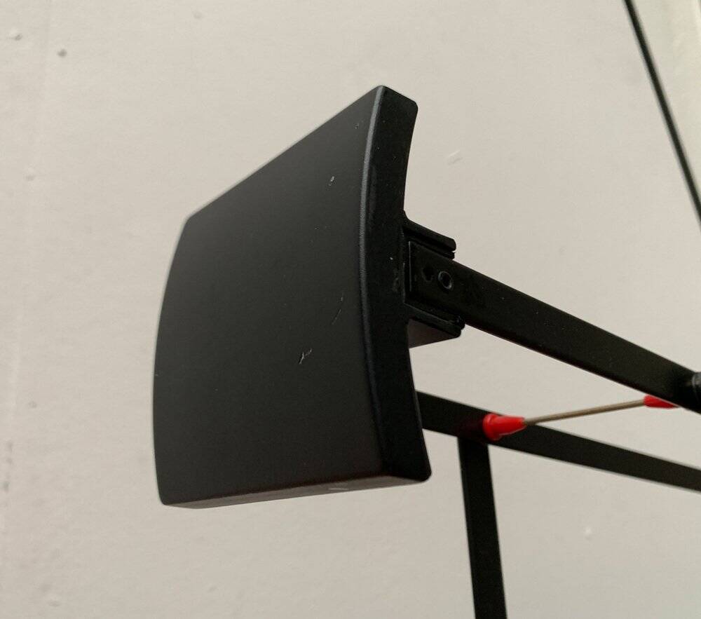 Postmodern Italian Tizio table lamp by Richard Sapper for Artemide, 1970s.