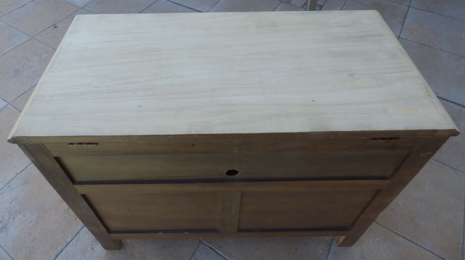 Low cabinet with two doors, a large drawer and its top which lifts up in solid wood