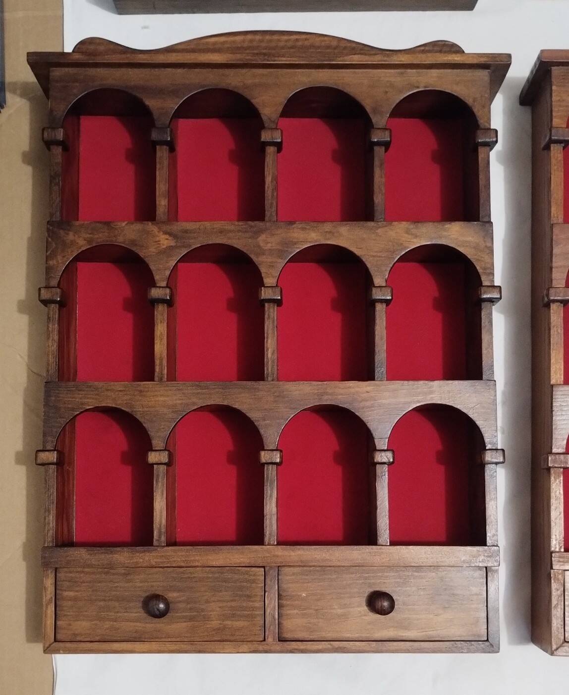 Lot de 4 étagères avec arcades "collection"