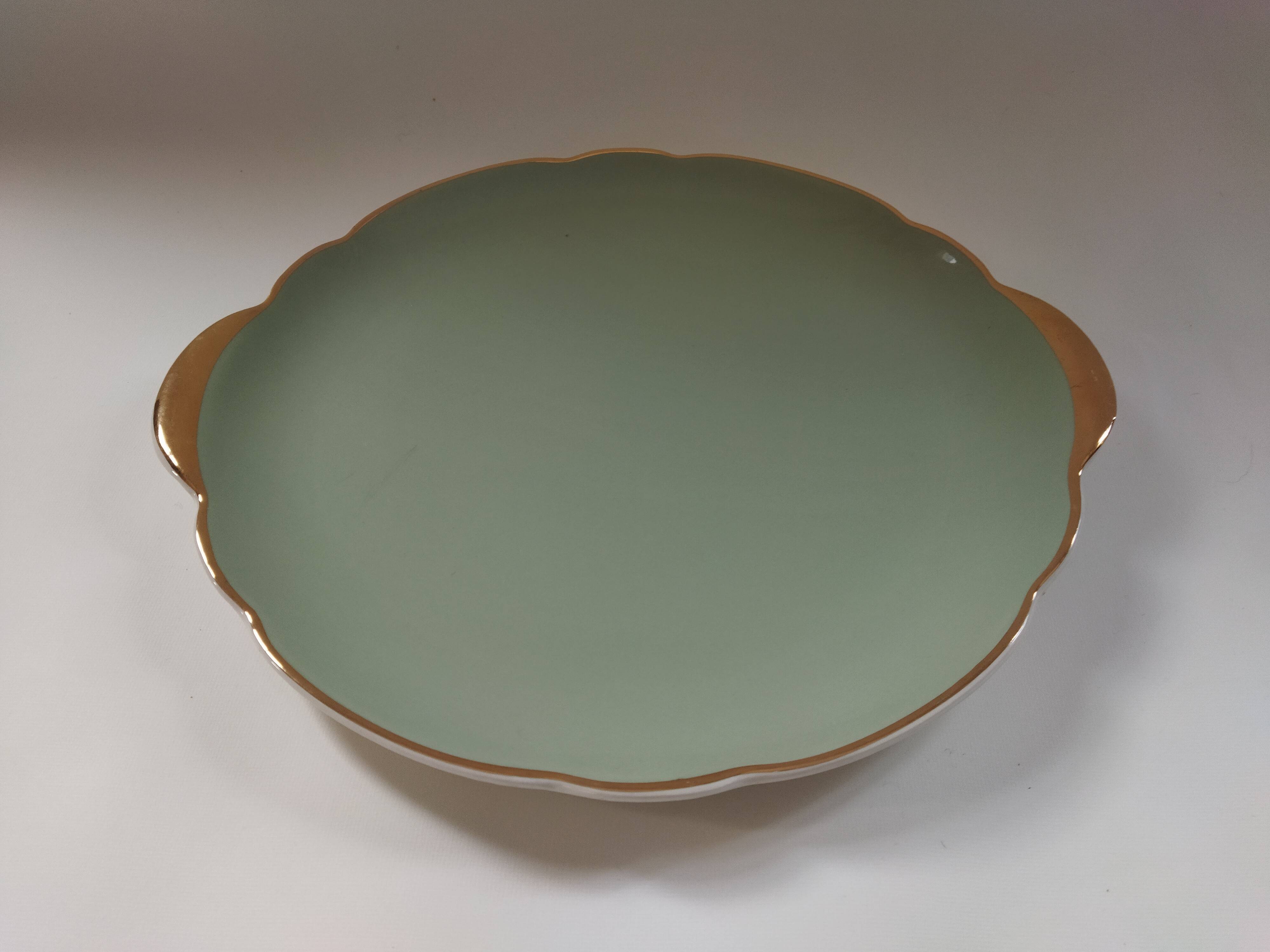 Villeroy & Boch celadon and gold pie dish