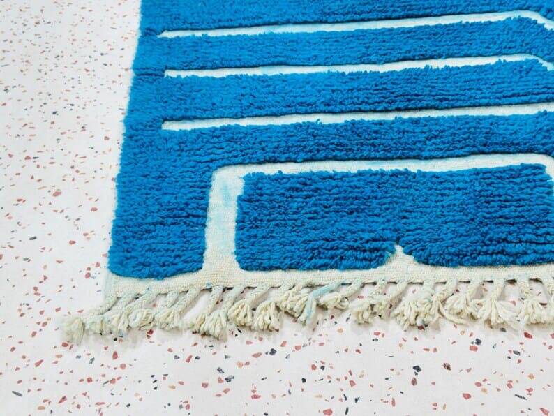 Traditional handmade pure wool rug, size 150 x 250 cm
