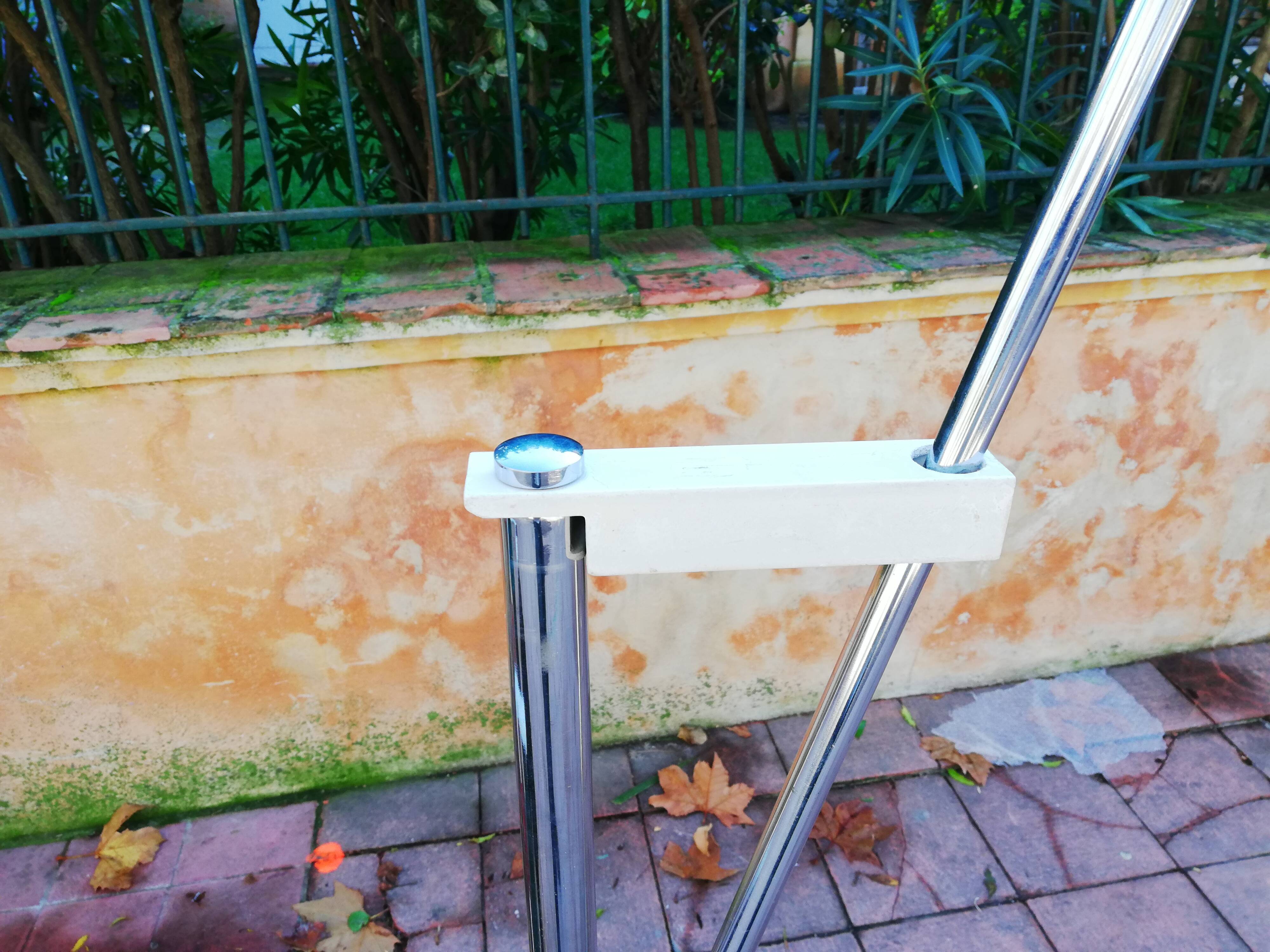 Italian Streetlight style "arc" a remote arm