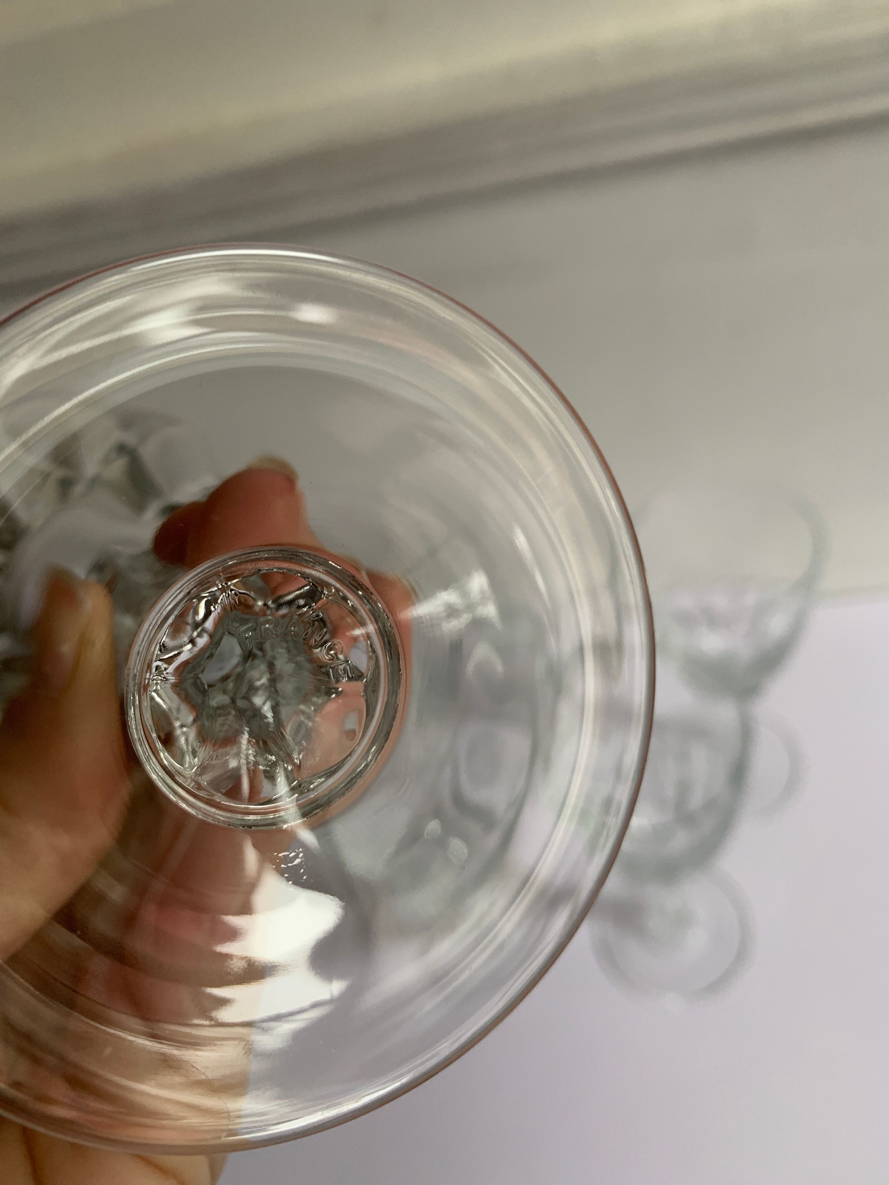 6 crystal wine glasses