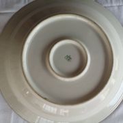 Selling large serving dish.