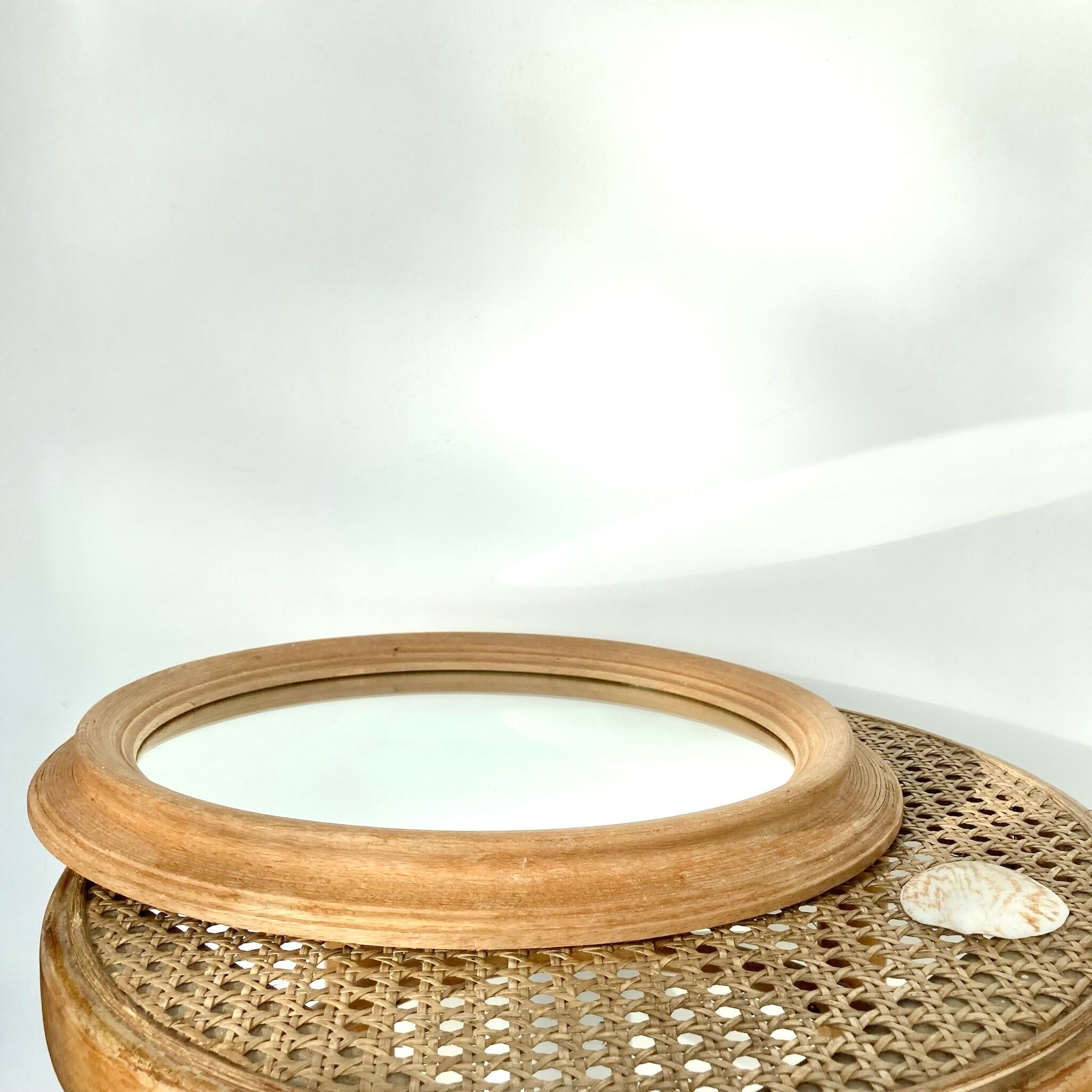 Oval wooden mirror 31x37cm