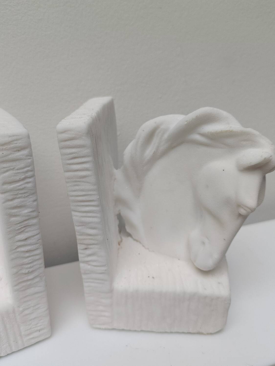 Pair of horse head bookends