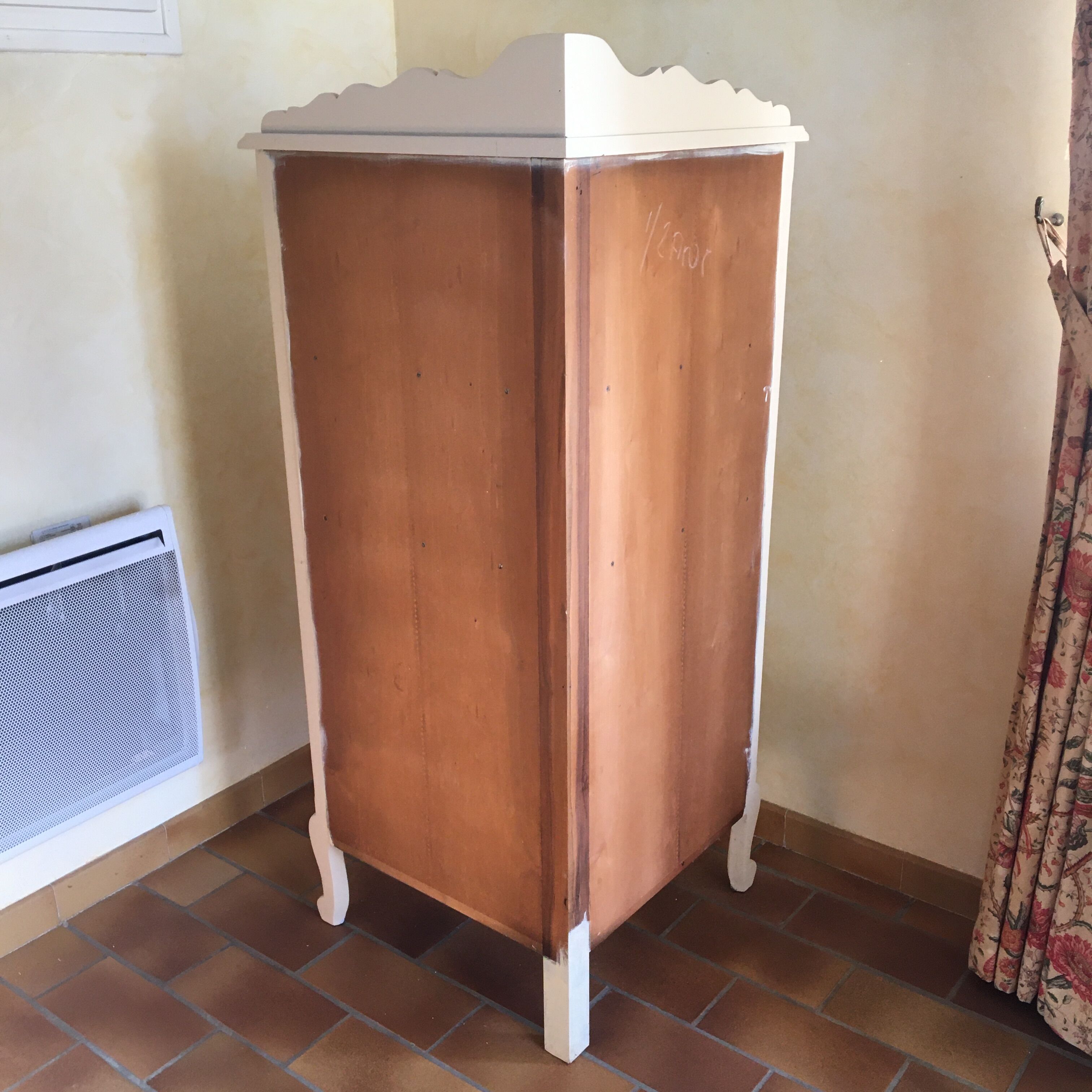 Corner furniture repainted notch Louis XV spirit