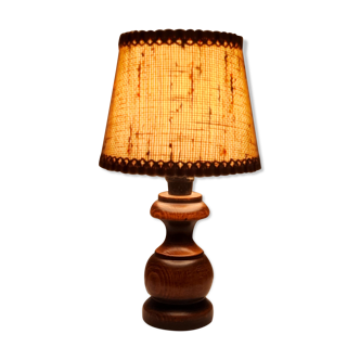 Bedside lamp wooden foot, clip jute lampshade, seventies