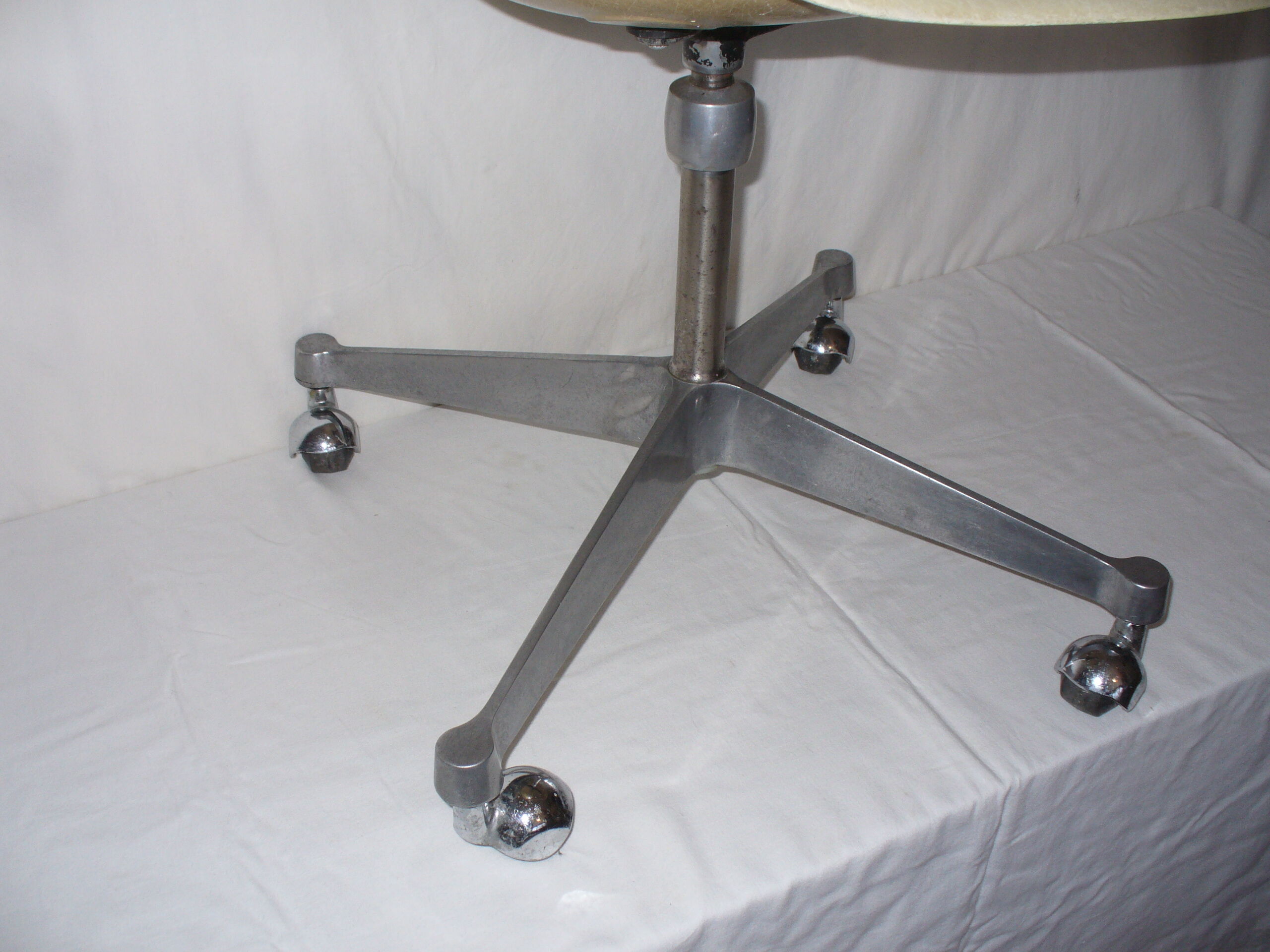 Wheel chair, PSC by Charles & Ray Eames for Herman Miller, 60