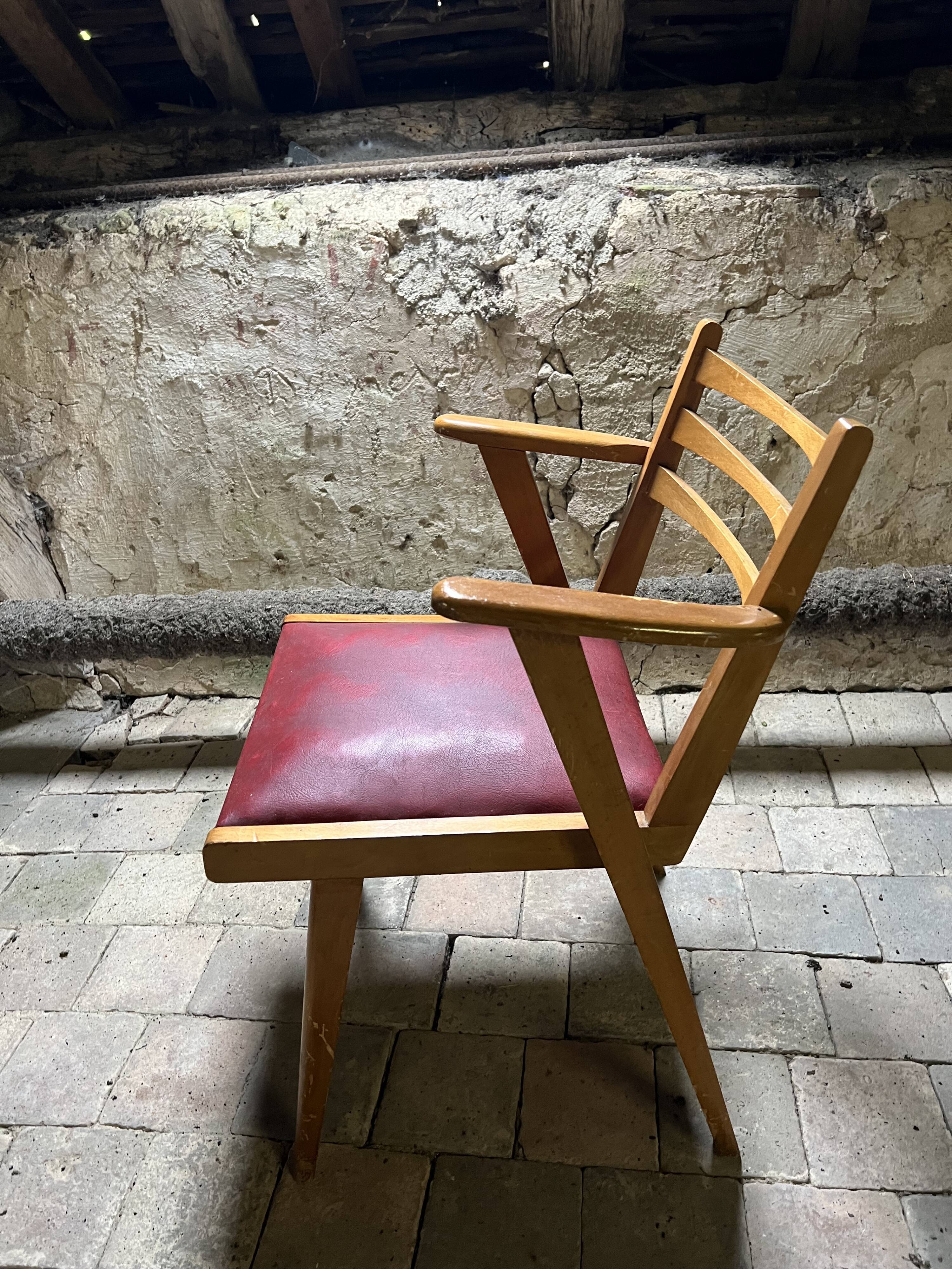 Pair of vintage modernist armchairs from the 50s