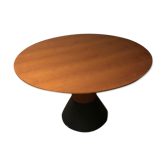 Arco wood and concrete round dining table