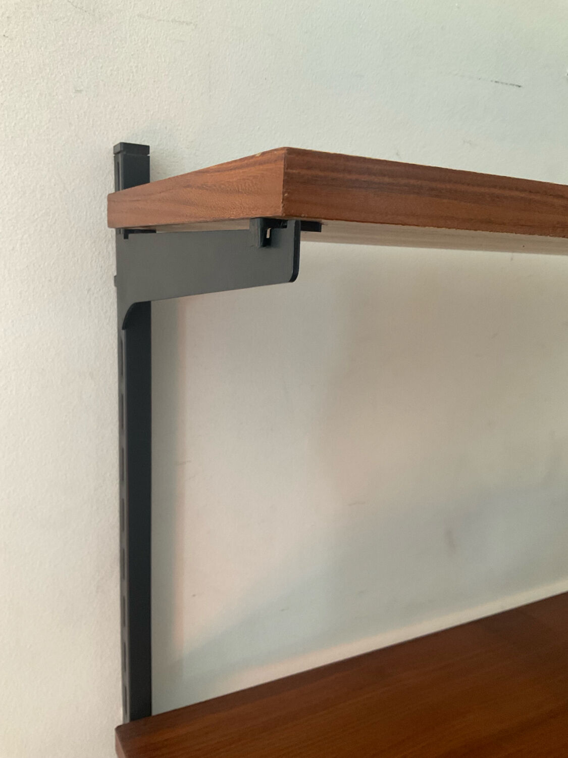 Scandinavian shelf in teak and metal, 1960s-70s.