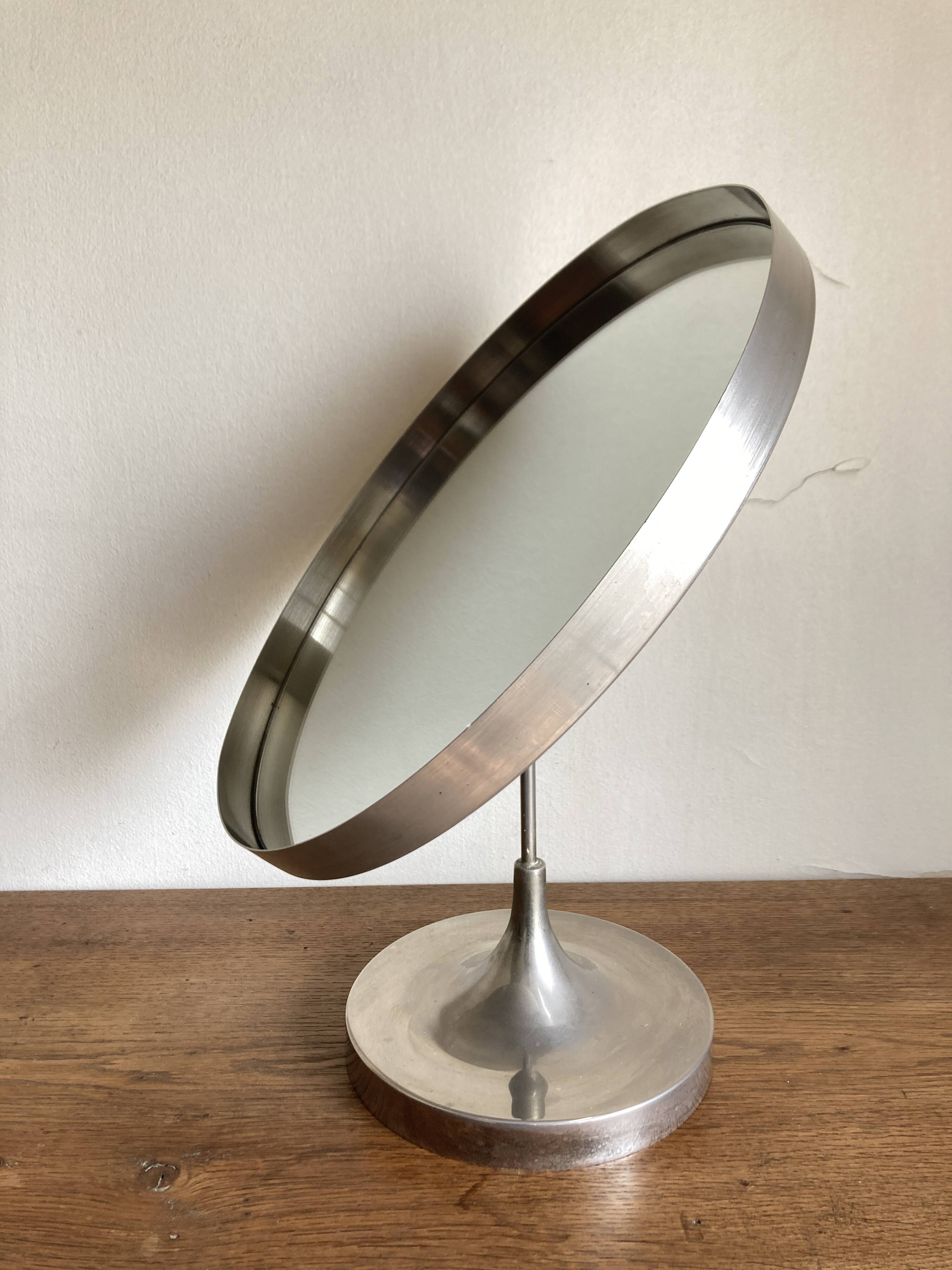 Space Age mirror, English 1960, adjustable, Durlston Design in nickel-plated steel.