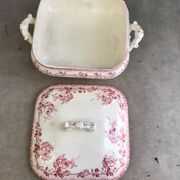 XIXth vegetable dish by Manufacture of Choisy le Roi