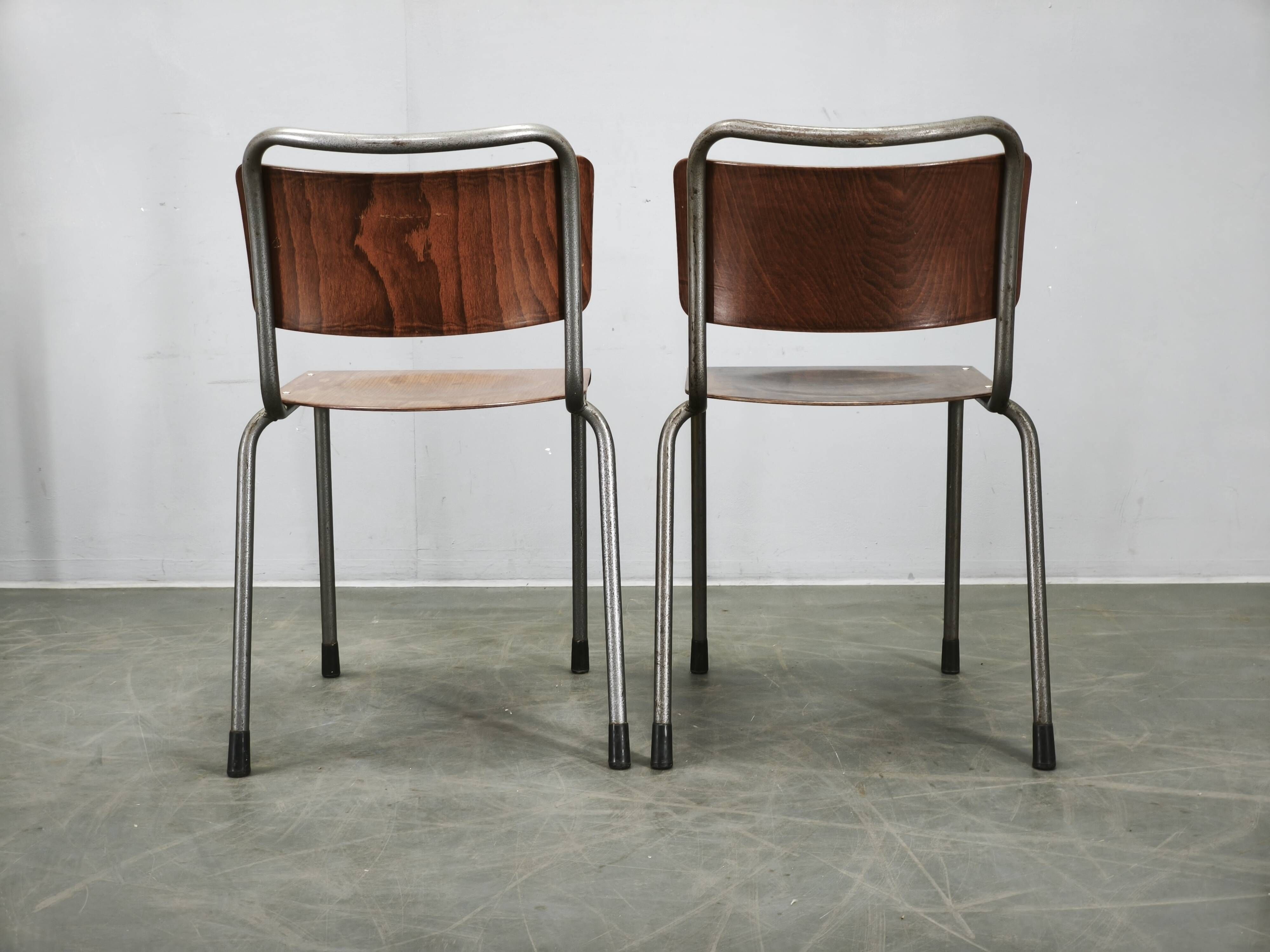 Set of 6 Gispen 106 Dutch Industrial Plywood Chairs, 1960s