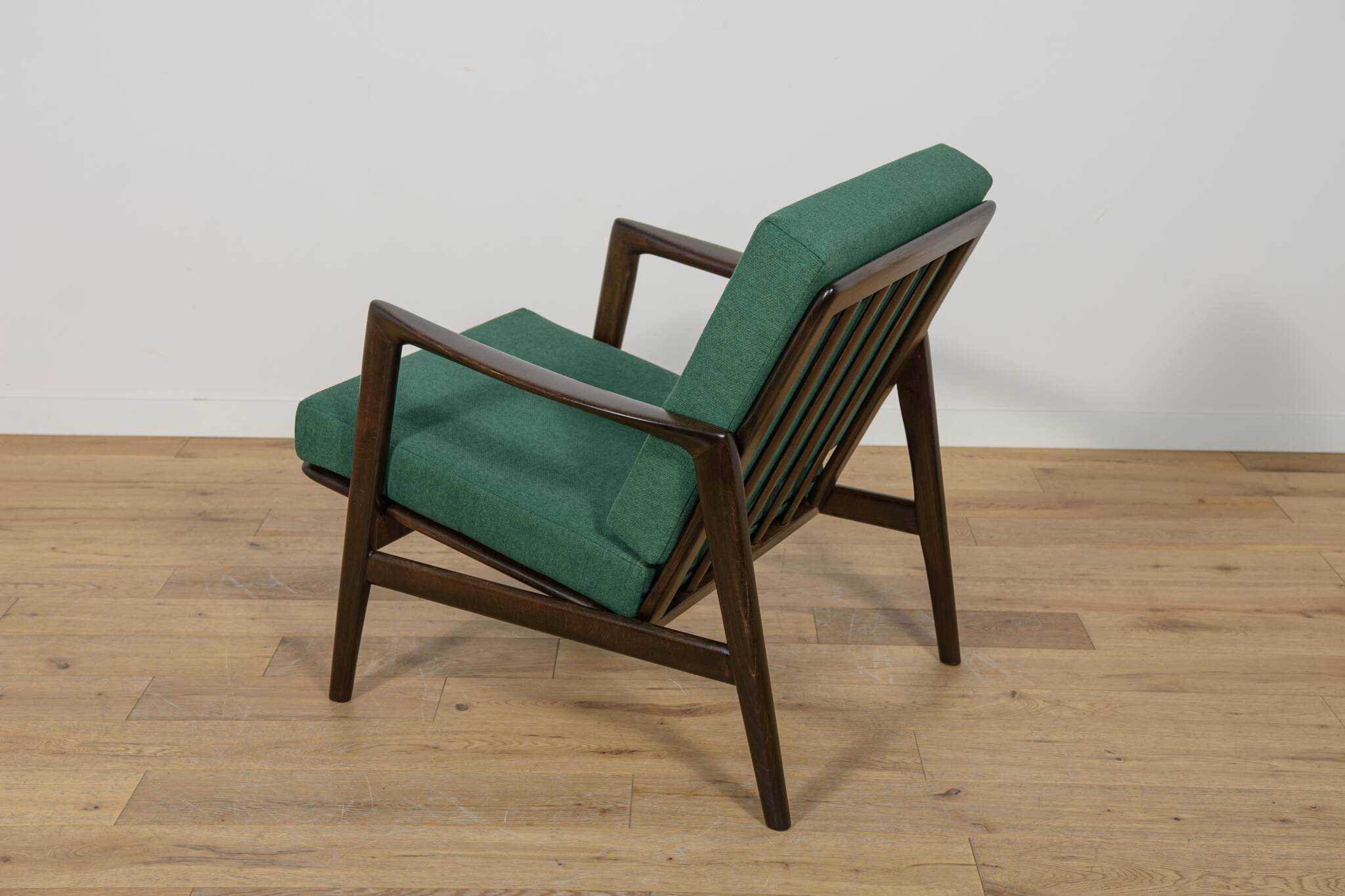 Model 300-139 Armchair from Swarzędz Furniture Factory, 1960s