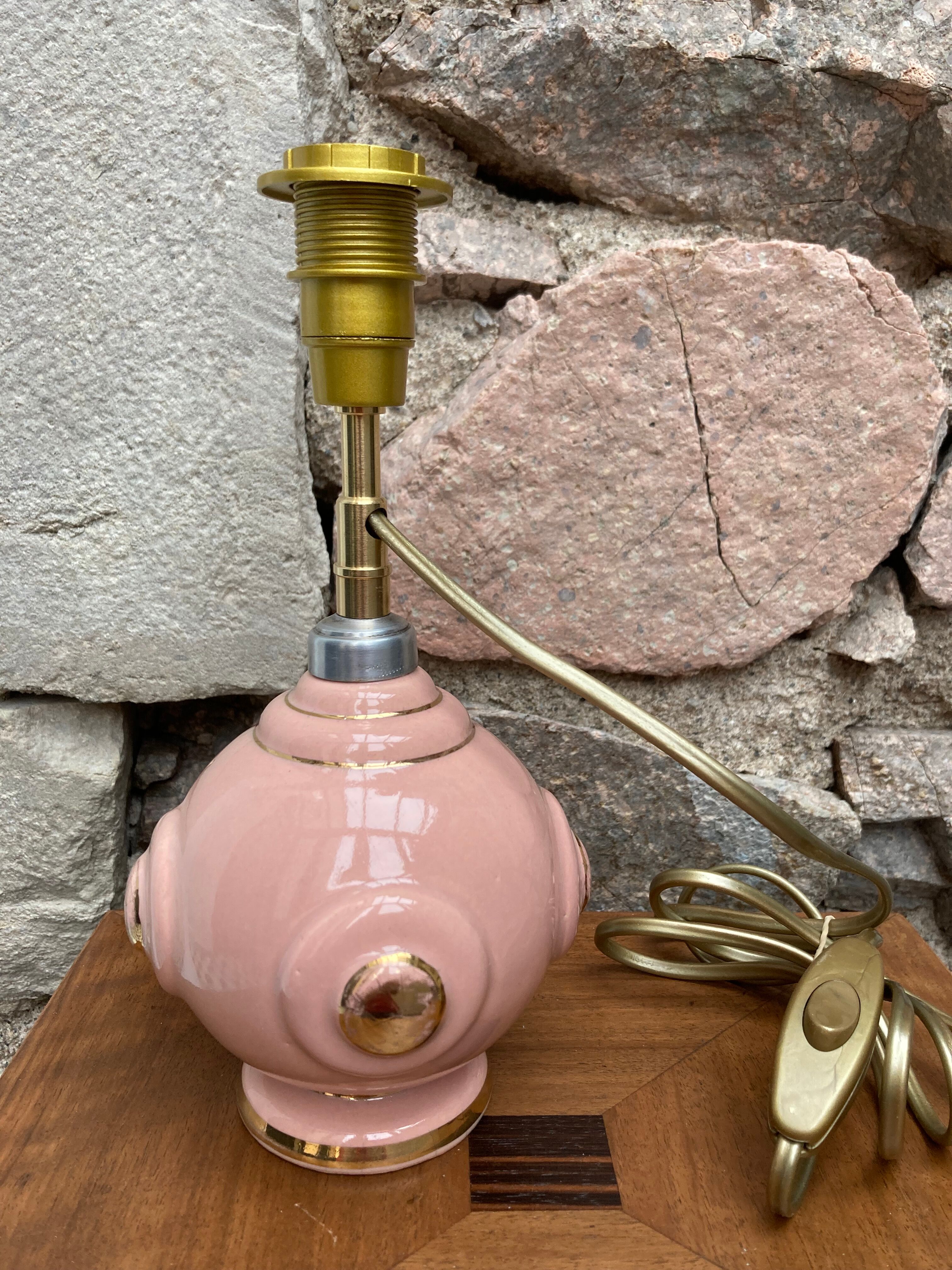 Foot of pink ceramic lamp 50s